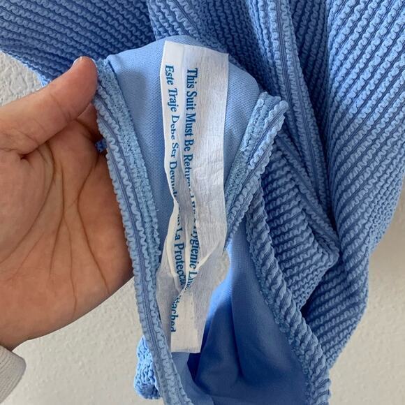 Kona Sol Women's Full Coverage Pucker Textured Square Neck One Piece Swimsuit‎ - Picture 7 of 7